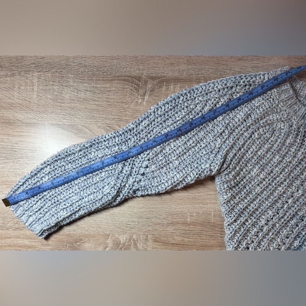 J.O.A. Chunky Knit Light Gray Cozy Sweater - Picture 6 of 7